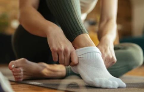 습기 흡수하는 양말 신기