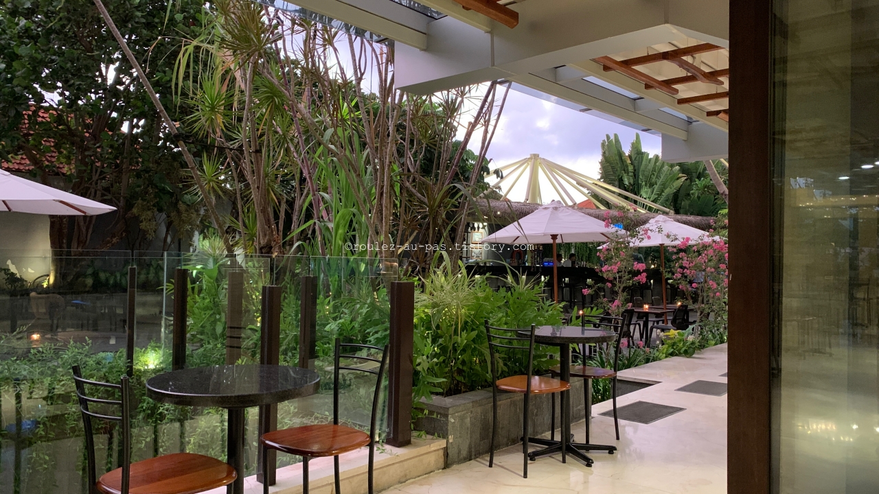 Fairfield-Bali-LEGIAN-RESTAURANT
