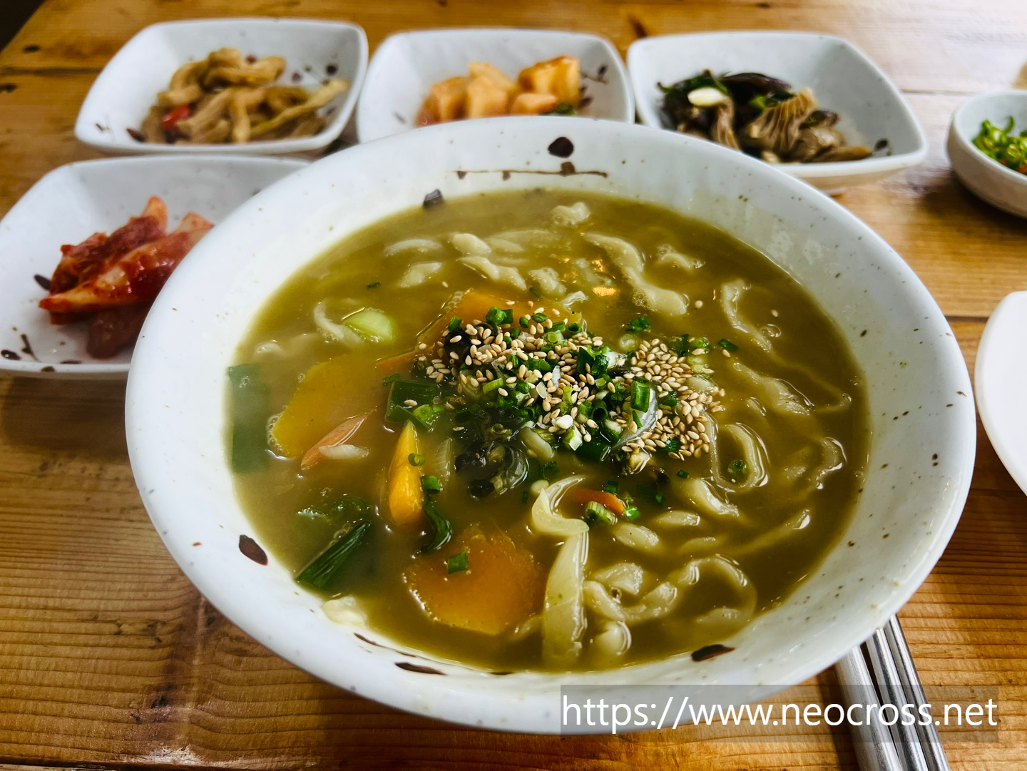 제주 성산일출봉 섭지코지 푸짐한식당 보말칼국수