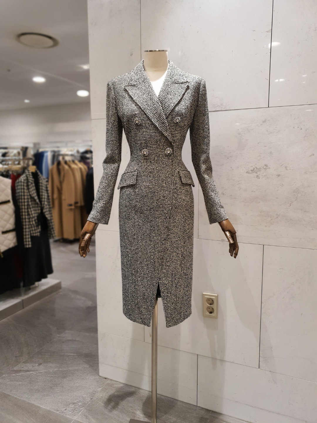 모조에스핀 더블버튼 카라넥 슬림핏 원피스 S224MSE021