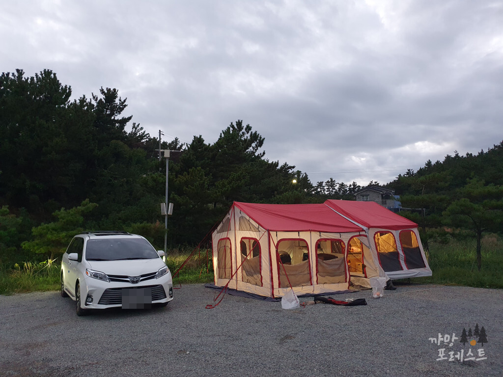 파도리 펜션 주차장