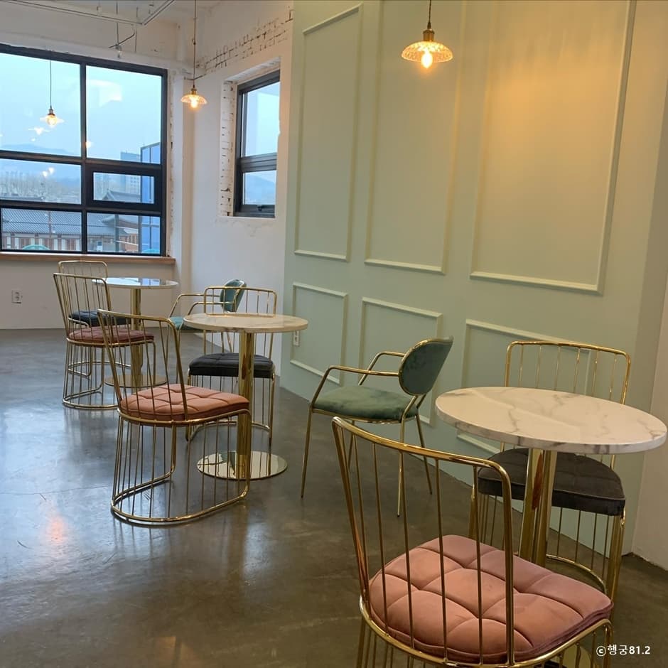 [서울 근교 여행]수원화성 카페&middot;맛집 추천｜성곽길 산책 후 들르기 좋은 곳