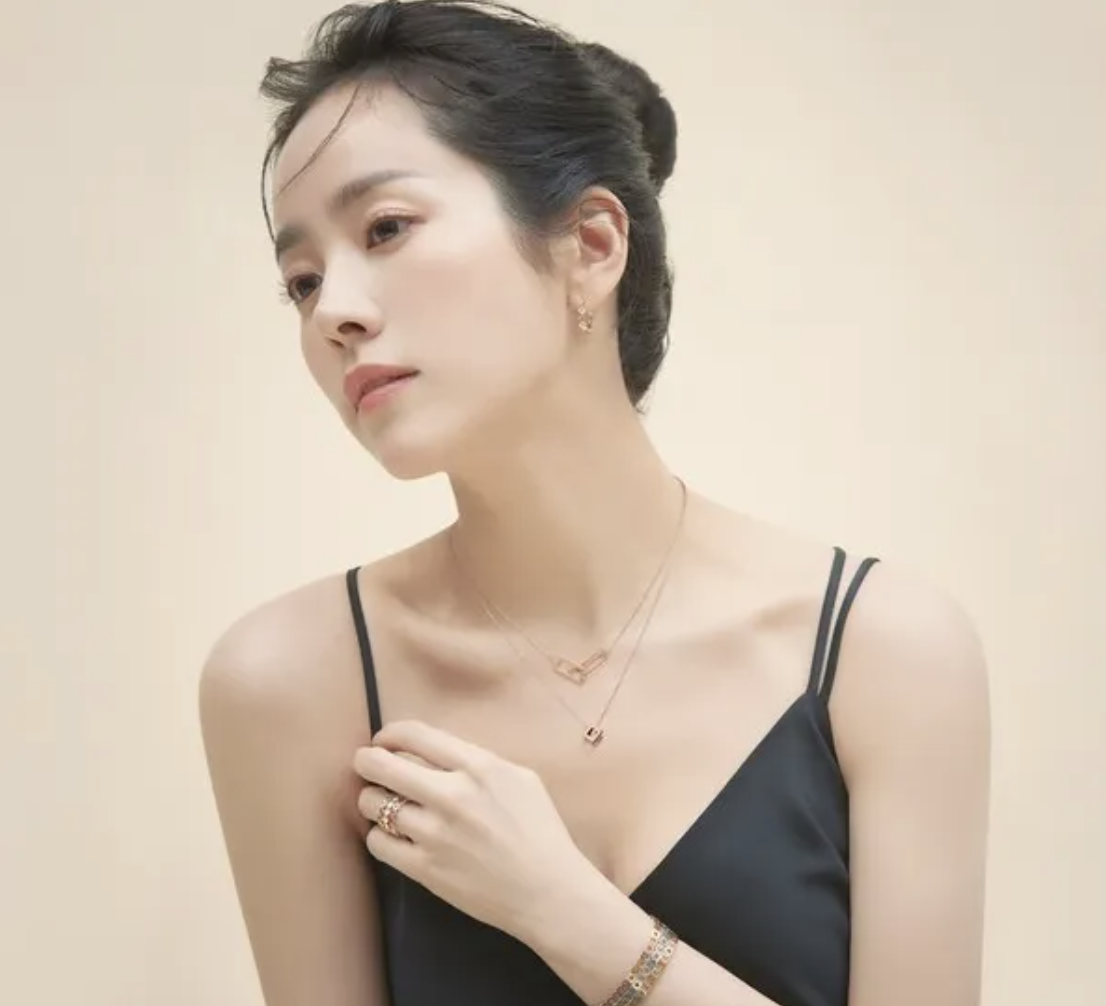 한지민3