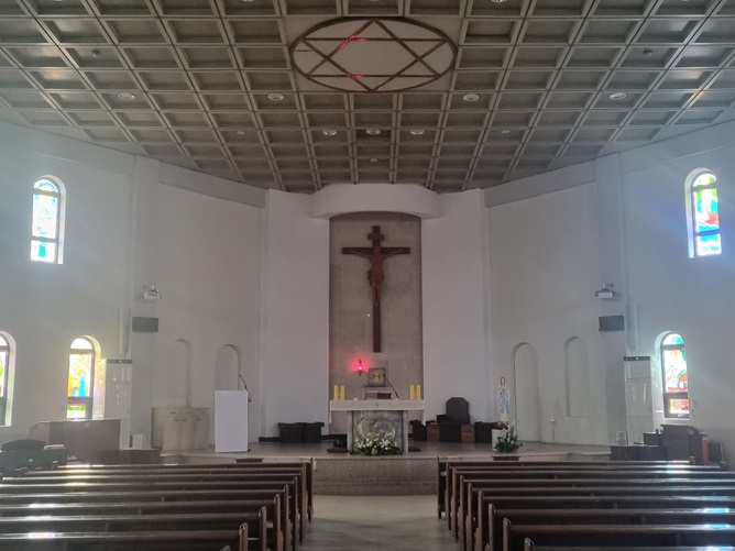 천안 원성동성당 성전