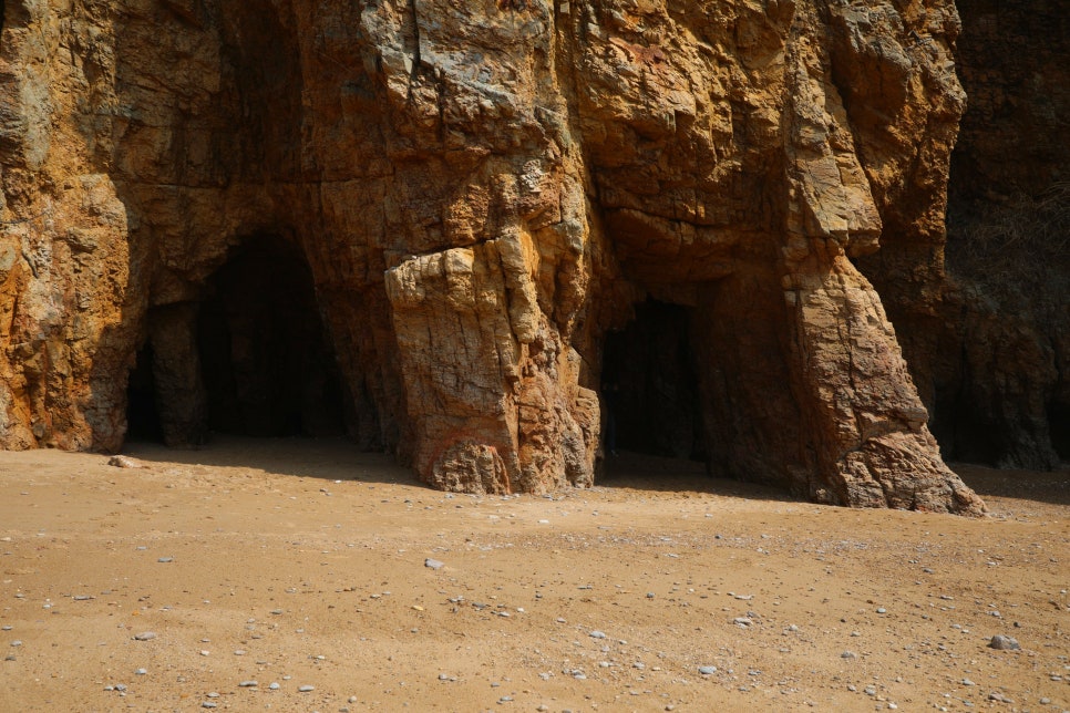 태안 파도리 해식동굴