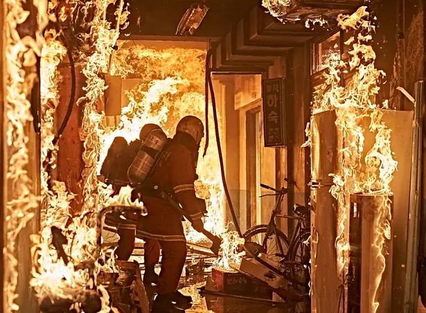 영화-소방관-인명-구조