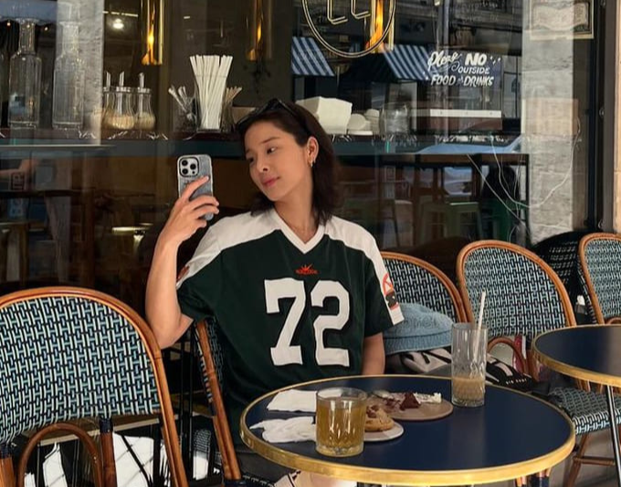 설인아 사복