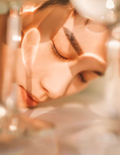 피부 주름을 개선하는 세 가지 효과적인 세안 기술