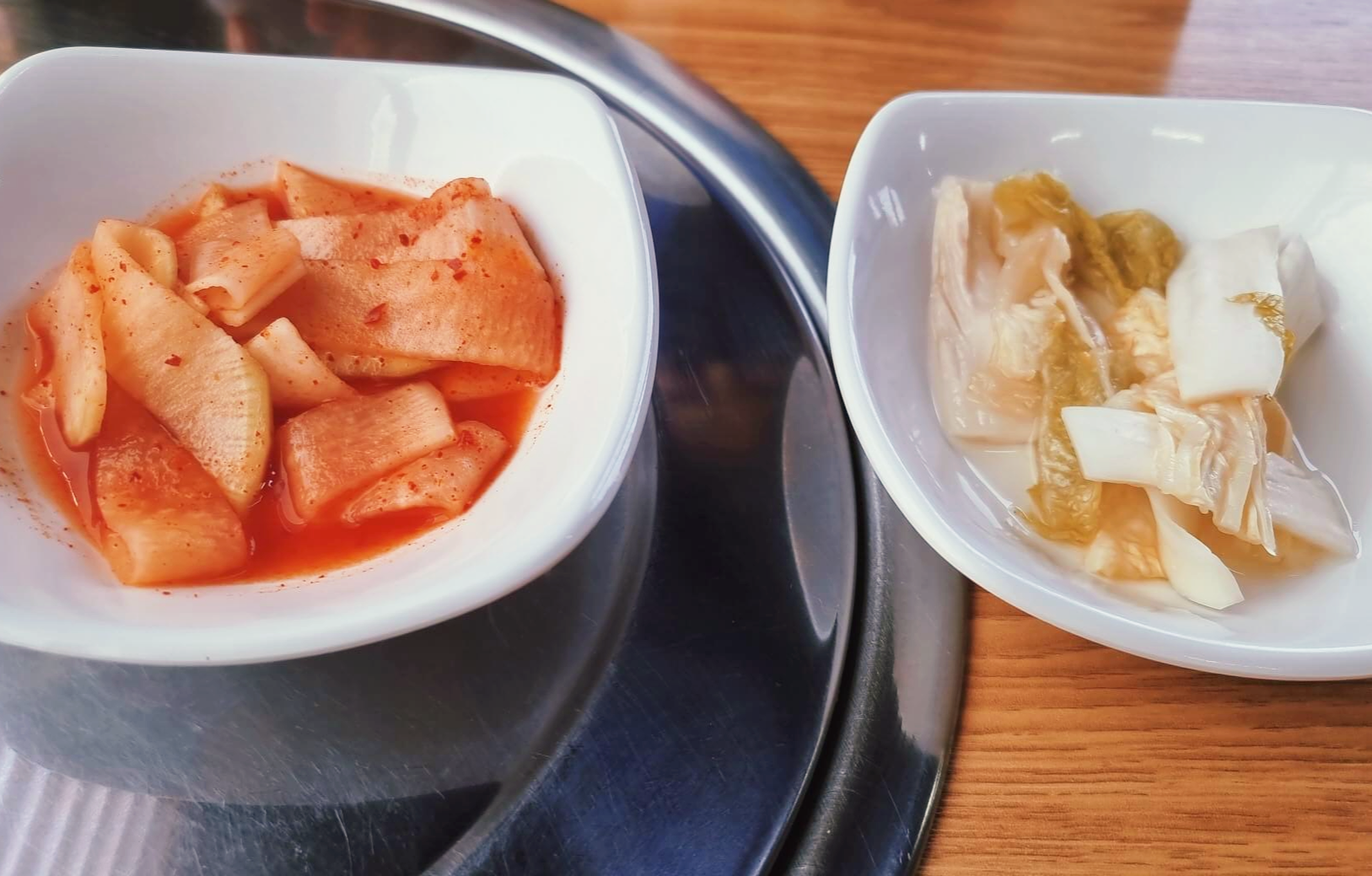 양성 시골막국수 기본반찬