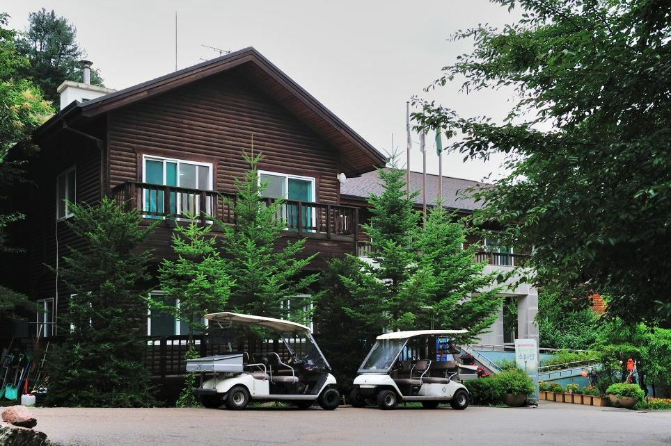 강원도 춘천숲 자연휴양림 지도 숙소 예약 주변 단풍 명소 계곡 트레킹 날씨 정보