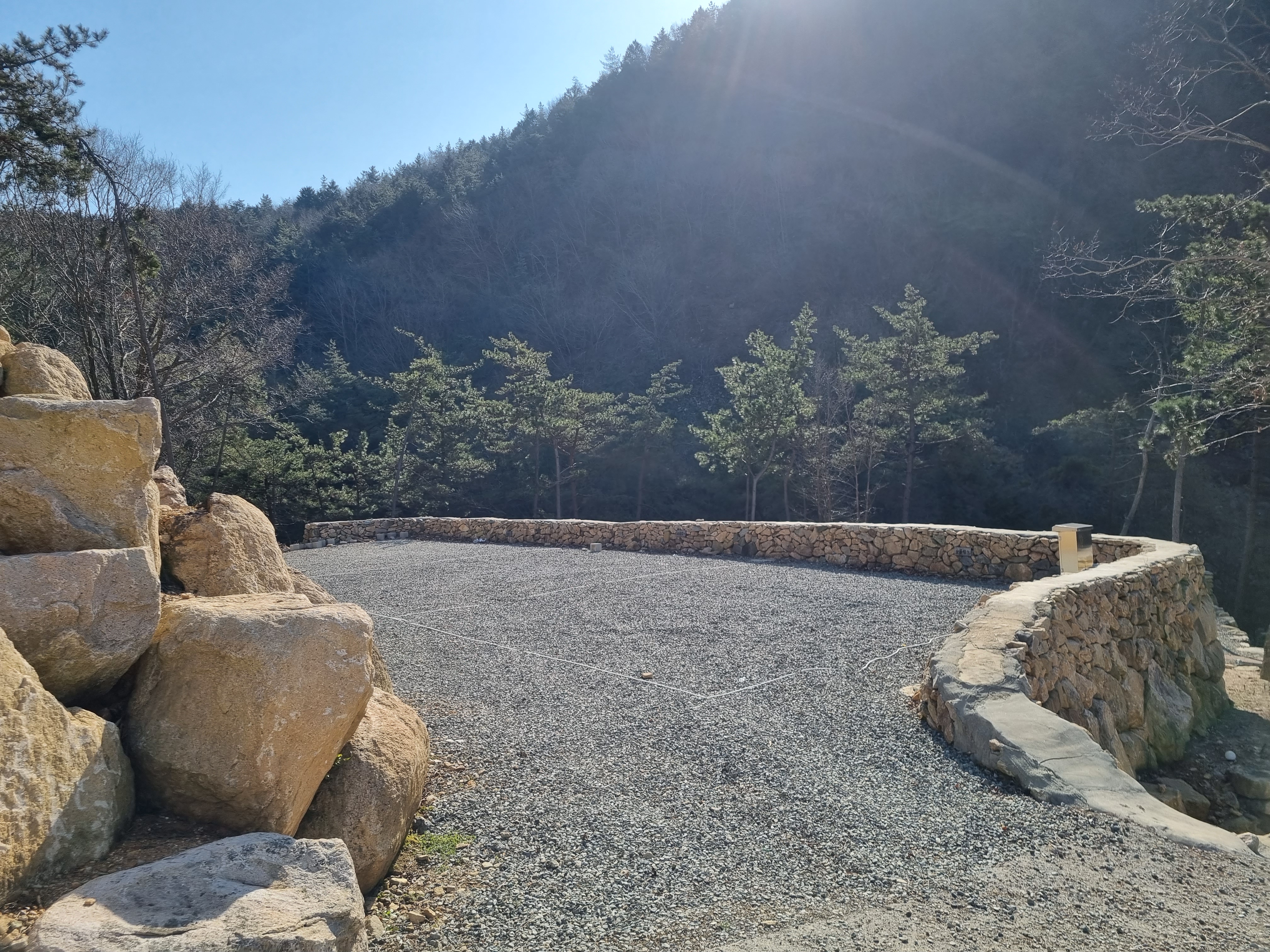 시간과 바깥 캠핑장