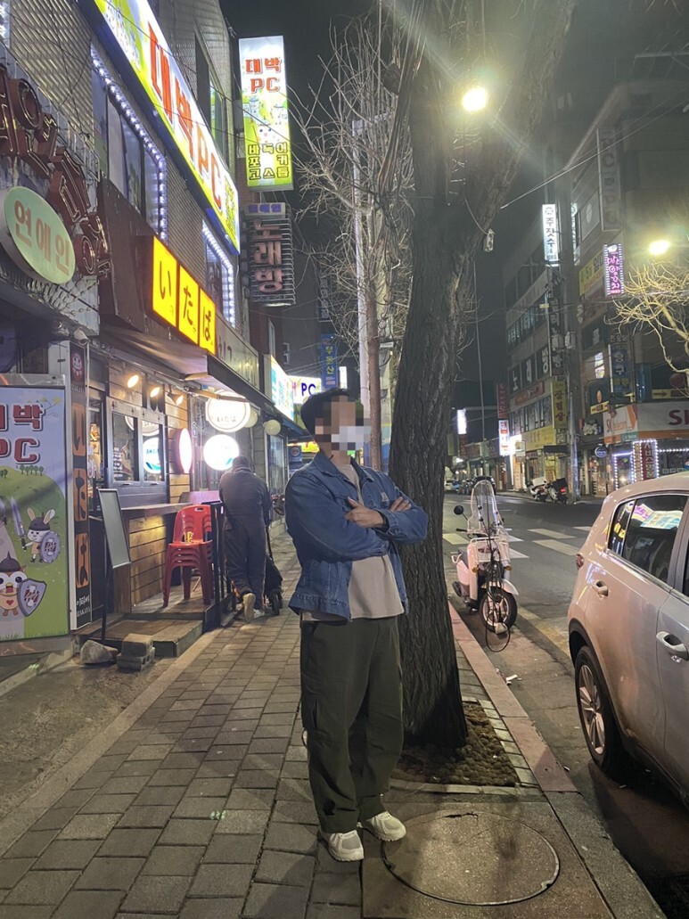 데일리룩(오뭘입)칼하트 청자켓, 유니클로 청자켓, 어커버오버티셔츠, 프리즘웍스 카고바지, 뉴발란스 스니커즈 MT410SA5(799A35), 남자코디, 남자패션, ootd