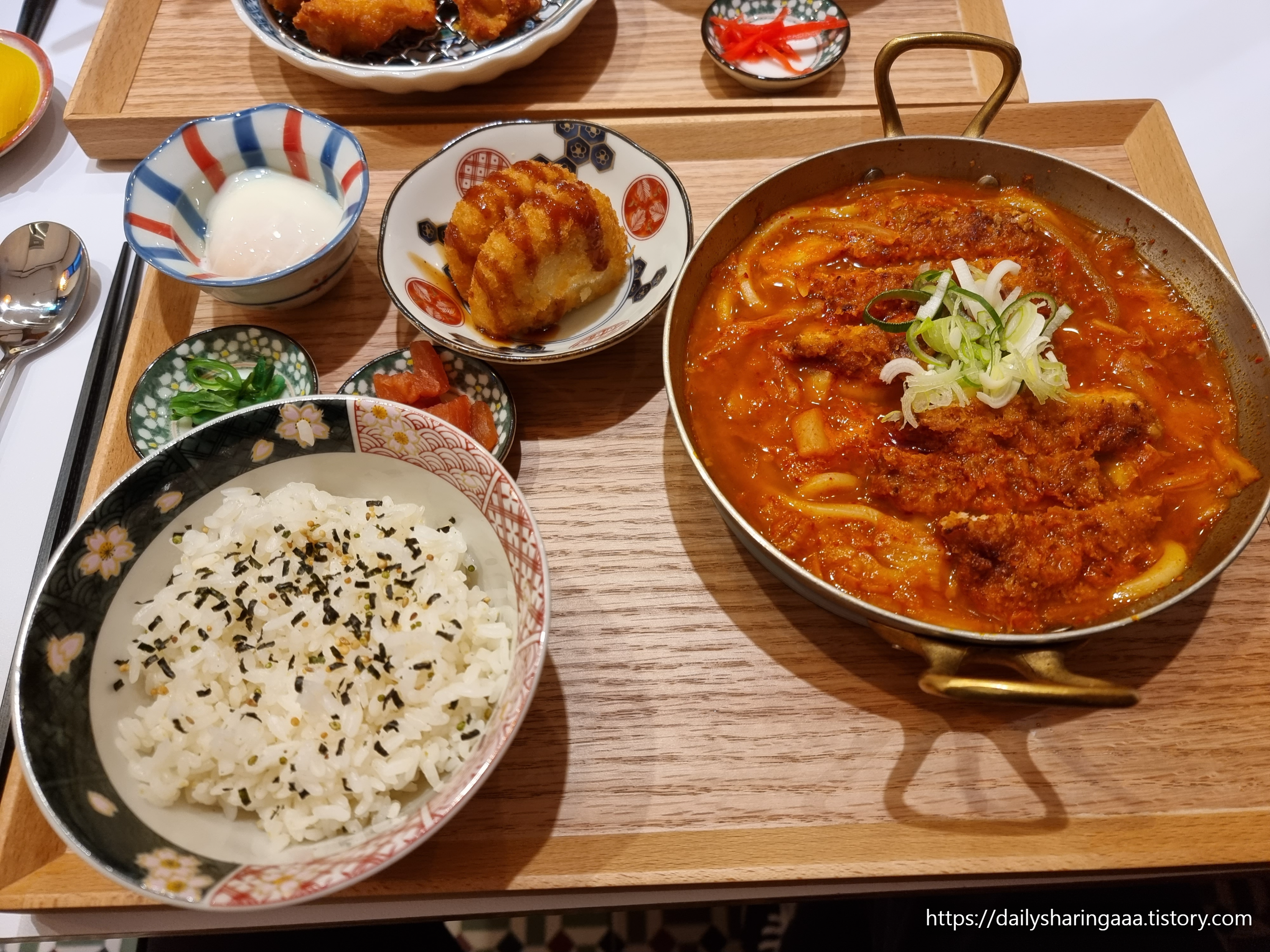 가정동_동경규동_김치가츠나베정식