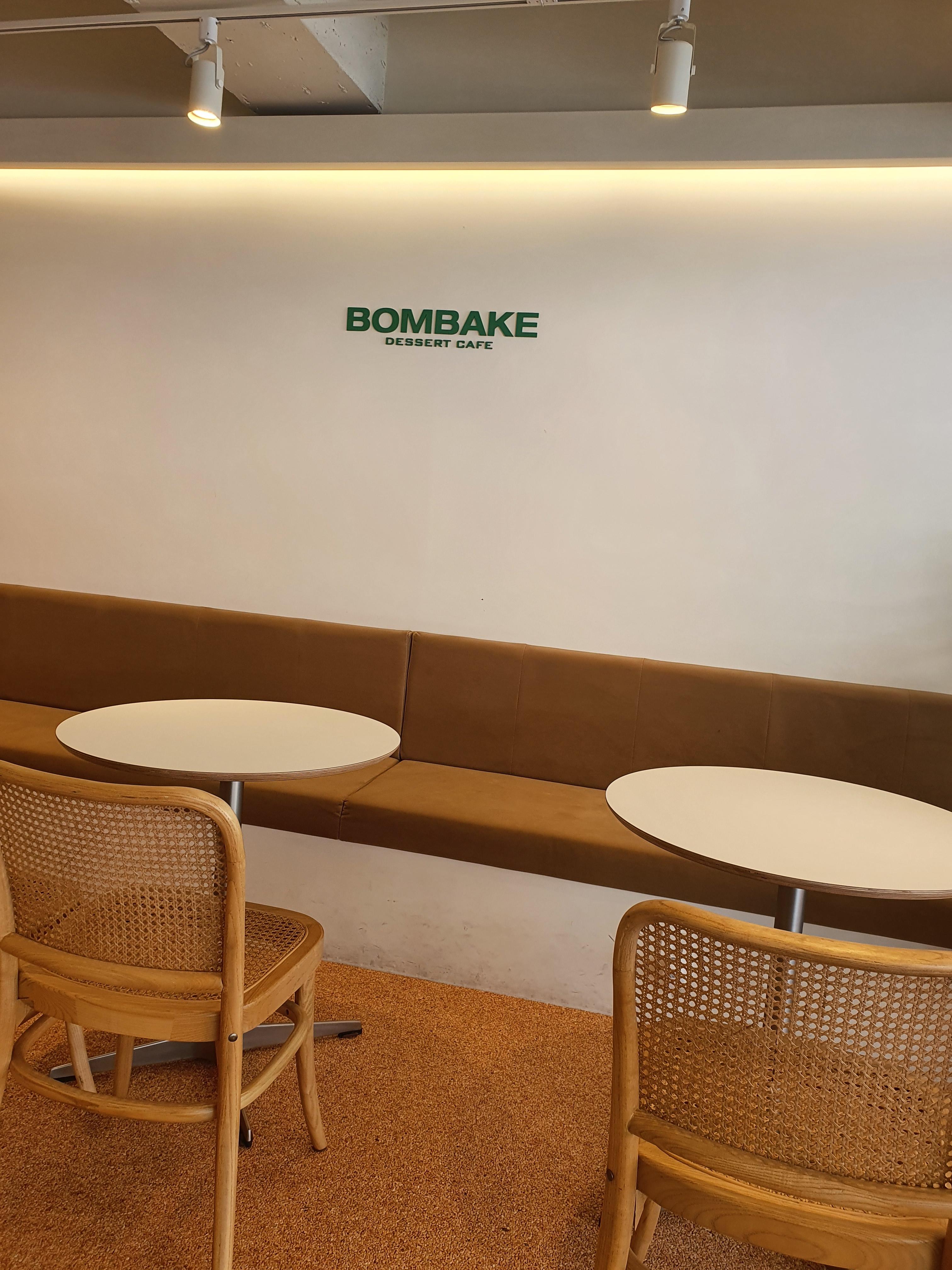 원내동 봄베이크 가게 인테리어