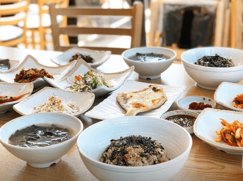 삼척 맛집 "뜰애홍합밥" 음식 사진
