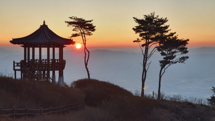 일출산행 이미지