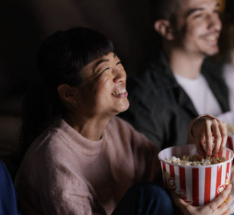 영화 서브스턴스 관람평 후기 출연진 보기!