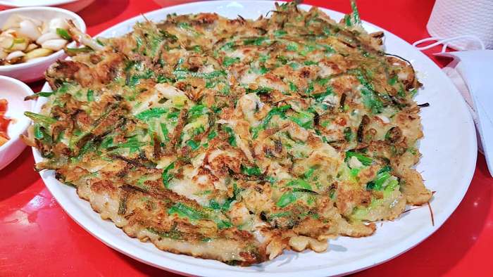 생방송 오늘저녁 부천 역곡상상시장 한국식 피자 빈대떡 맛집