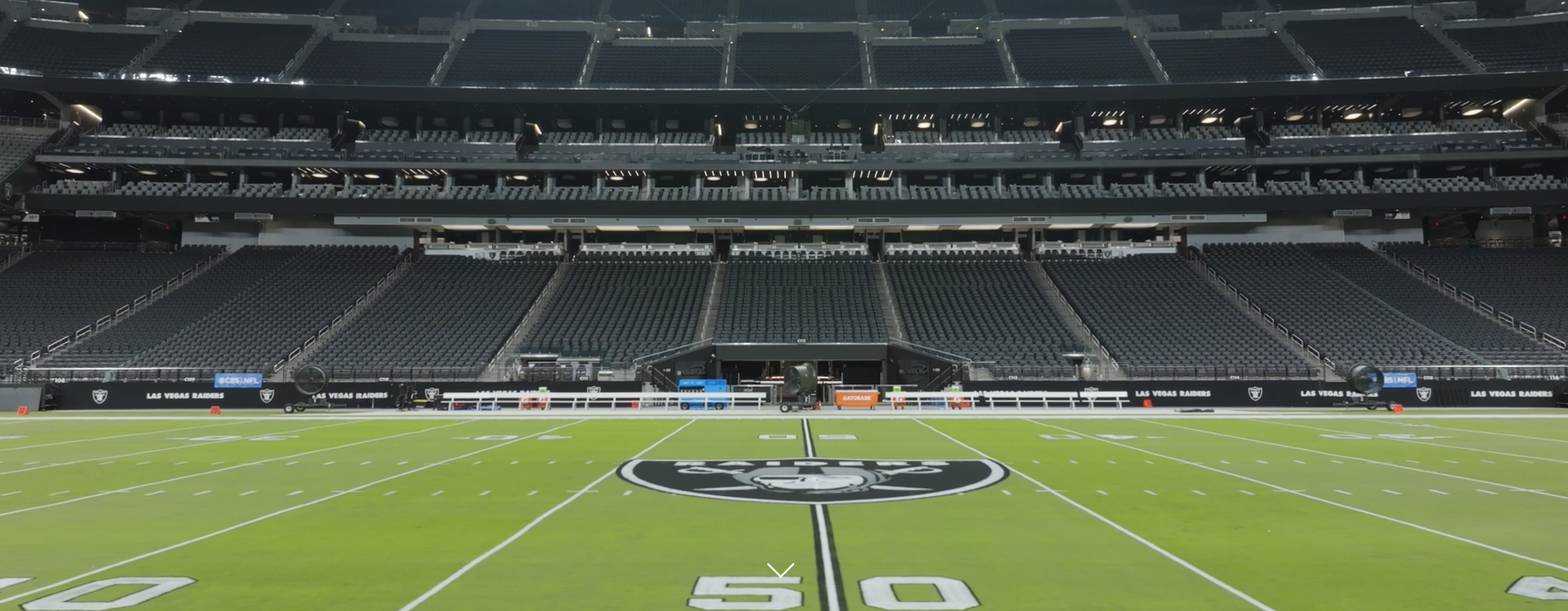 라스베가스의 명물 '얼리전트 스타디움(Allegiant Stadium)