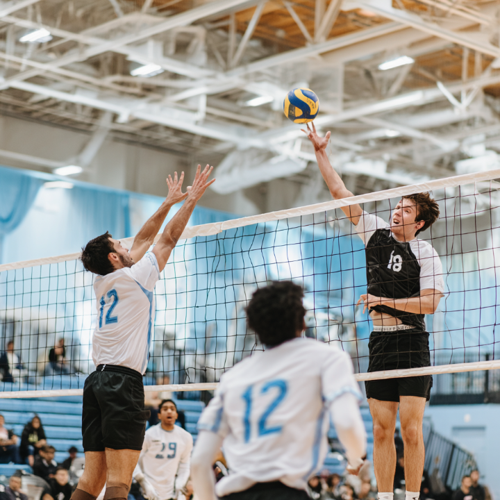 손에 땀을 쥐는 접전! 전국체전 배구 역사에 기록될 명장면, 공격과 수비의 치열한 대결