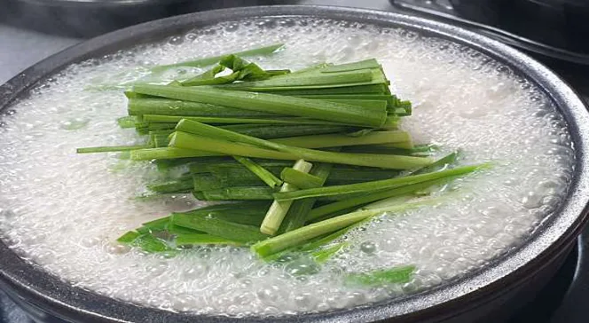 20년손맛 장터순대국밥