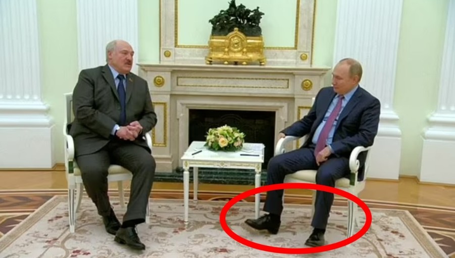 푸틴 건강이상설 재점화 "최근 심장마비를 겪었다"