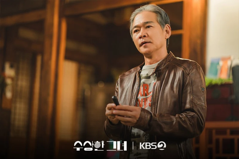 수상한 그녀에서 박갑용 역을 맡은 정보석