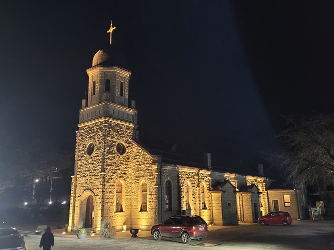 횡성성당의 아름다운 야경 사진