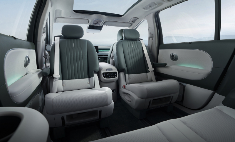 아이오닉 9 내장 이미지