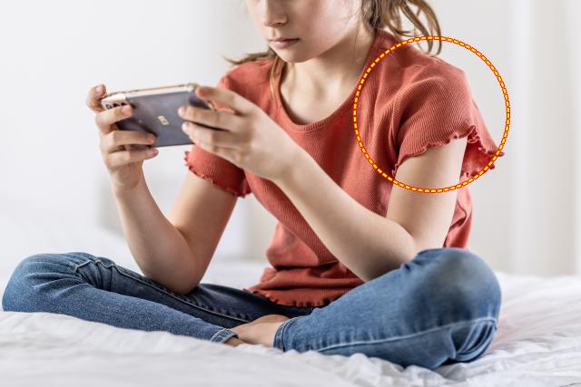 오십견 원인 어깨통증 자세