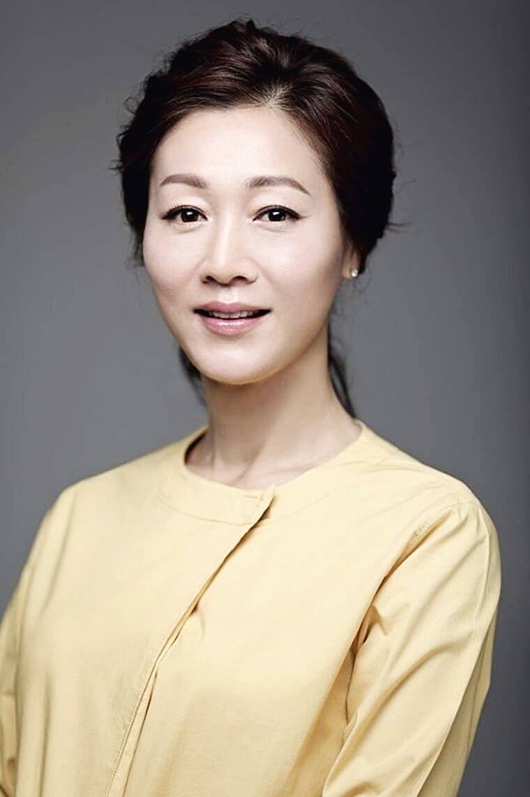 배우-방은희