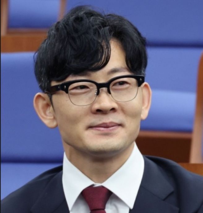 박충권 탈북자