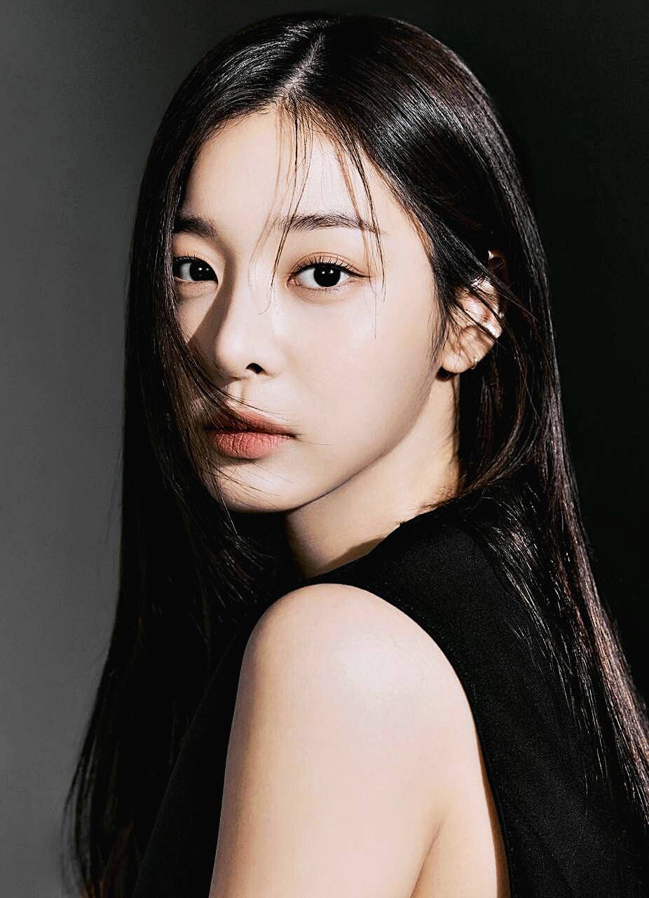 설인아