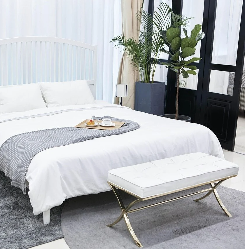 원룸에 어울리는 슬라이딩 도어 활용 아이디어