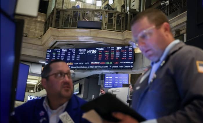 Traders said there is no overriding factor driving the selloff. Photo: Michael Nagle/Bloomberg News