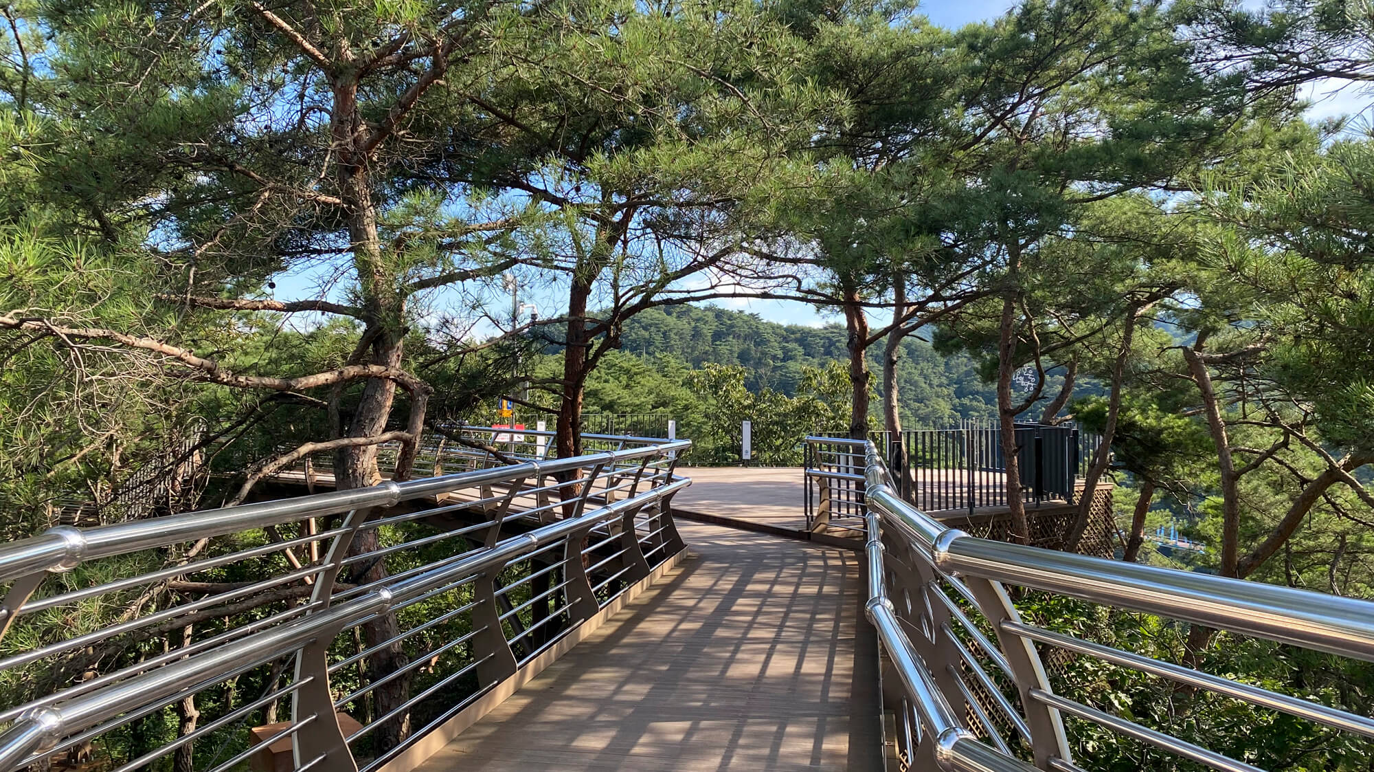 원주 소금산 데크 산책로