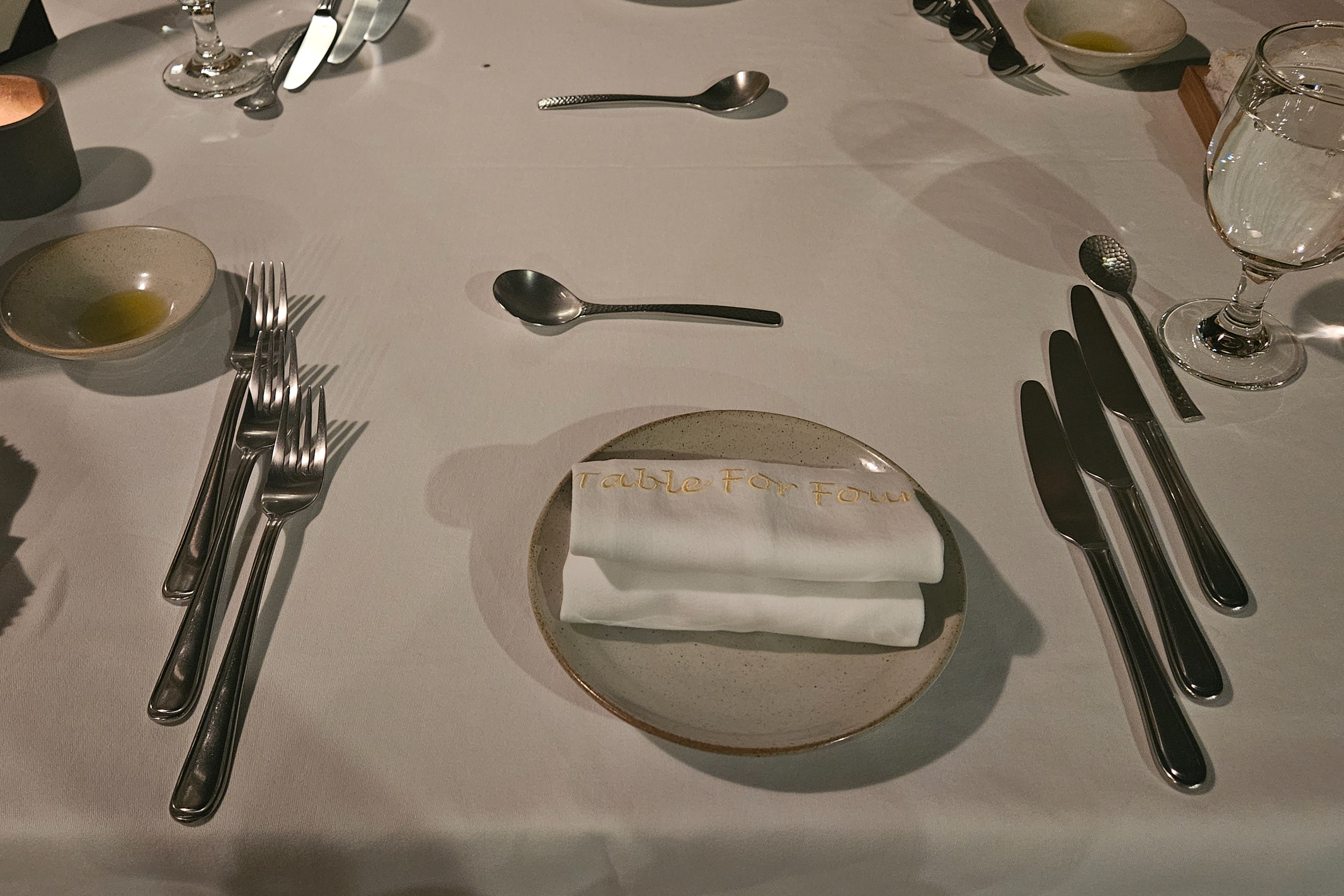 테이블 세팅