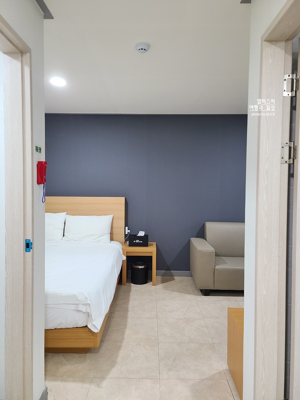 국내 온천여행 수안보 스파 호텔 더블룸 직접 지내보니 넓은 욕조 프라이빗 온천 가족탕