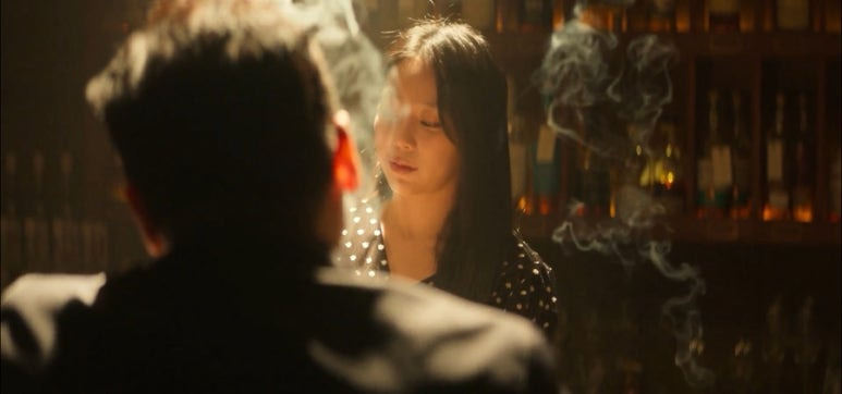 윤이나에게 퍼즐 조각이 도착한 장면