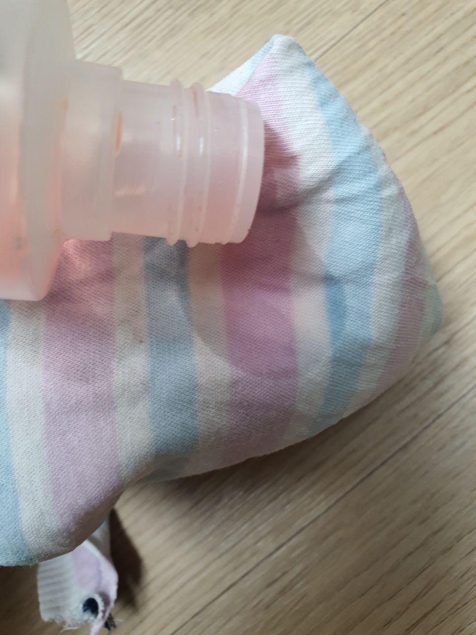 아세톤으로-스티커-제거하기