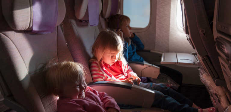 항공권 구매 시, 아동요금과 유아요금은 어떤 기준으로 적용되나요?