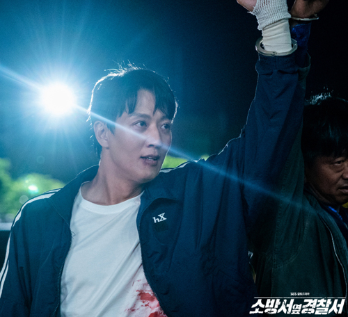 소방서 옆 경찰서