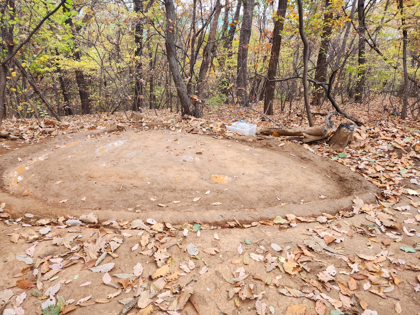 맨발걷기-산책길-휴식터-흙공터