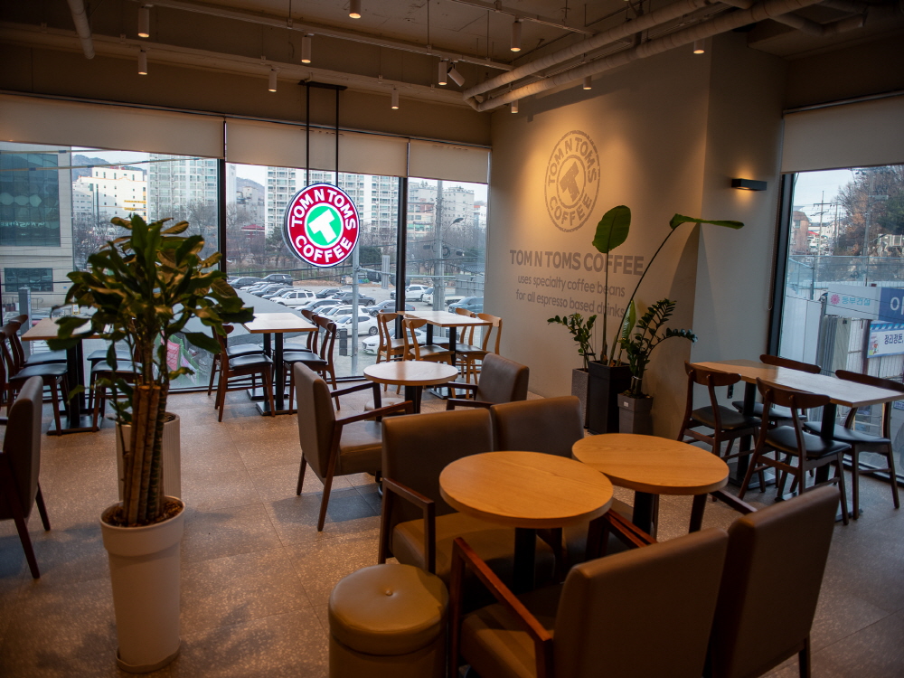 탐앤탐스이천안흥점