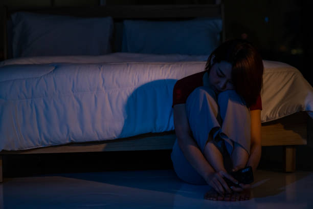 만성 스트레스가 지속되면 신체적, 정신적, 행동적 변화가 나타날 수 있습니다.