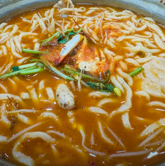 윤금자모리칼국수