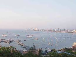  파타야 전망대(Khao Phra Tamnak) 사진(출처 트립닷컴/restgeo/Guide to Thailand)