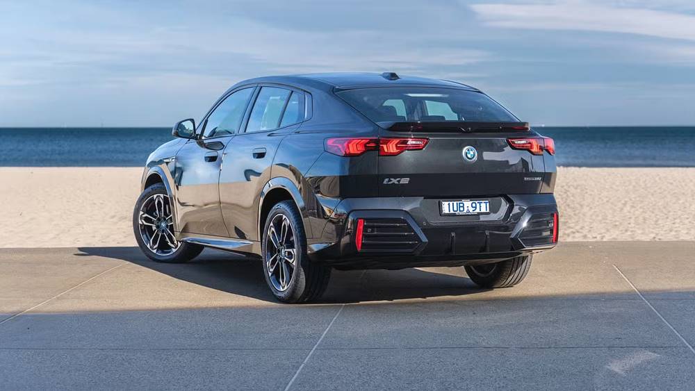 2025 bmw ix2 ๊ฐ๊ฒฉ ์ ์ ๋์์ธ ์ถ์์ผ
