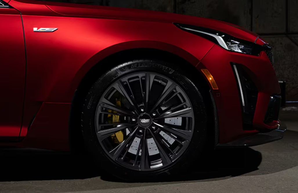 캐딜락 CT5-V 가격부터 사양까지! 2024 최신 리뷰