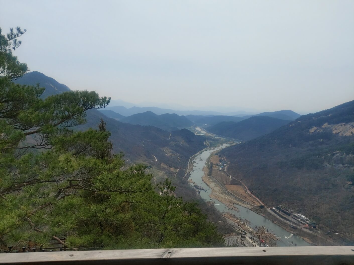 비룡정에서 바라 본 풍경1